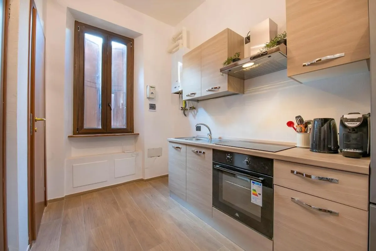 Cantikhouse - Free Wifi & Smartv Verona 0*,  Italia